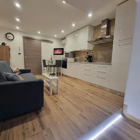 Dimore Genovesi 2 Apartment *